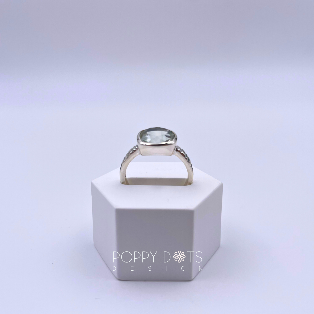 Luxurious Sterling Silver Green Amethyst Square Ring