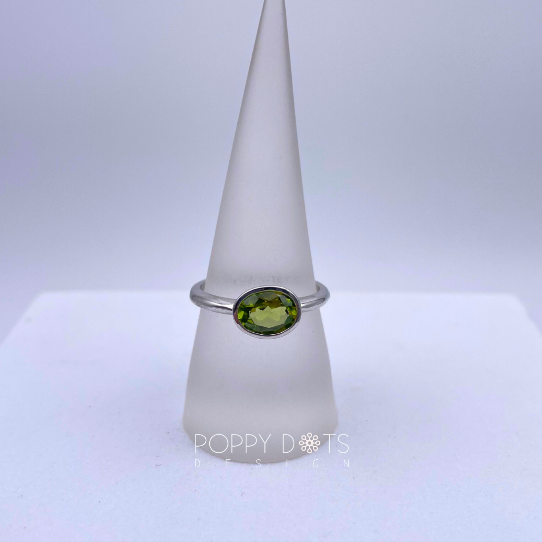 Sterling Silver Oval Tube Set Peridot Ring