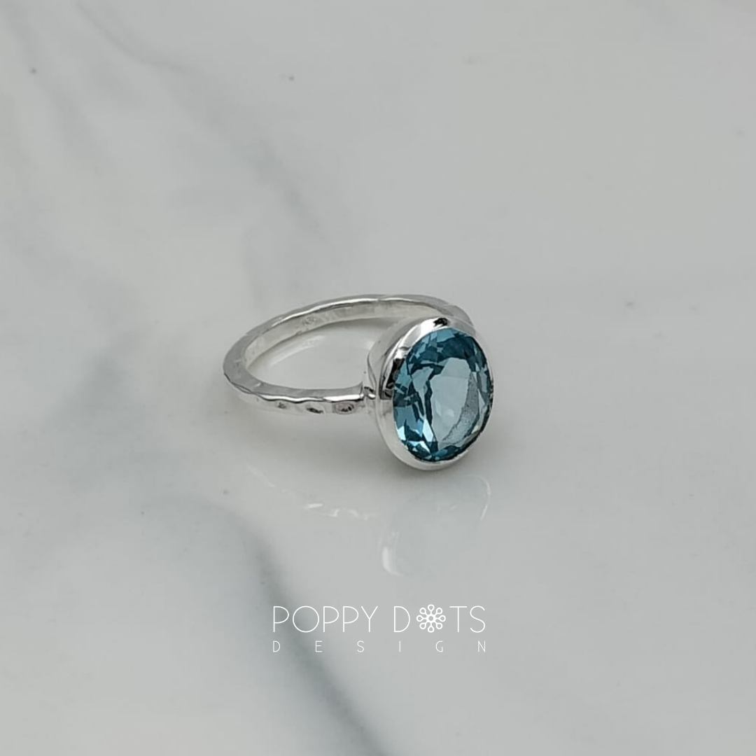 Luxurious Sterling Silver Blue Topaz Oval Ring (10mm x 12mm)